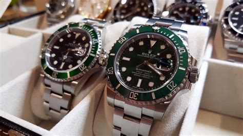 what is the difference between rolex kermit vs hulk|rolex hulk price chart.